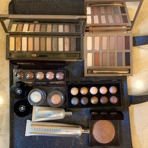 💋💄LARGE LOT OF GENTLY USED MAKEUP 💄💋